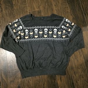 Torrid | Skulls & Hearts Sweater Size 3